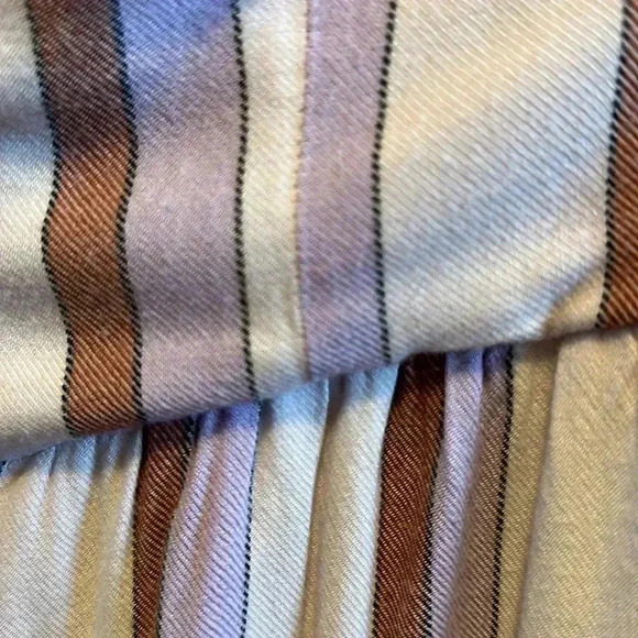 Dress - Picture 4 of 9